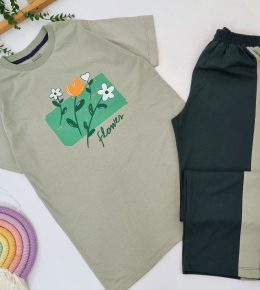 ست نوجوان دخترانه